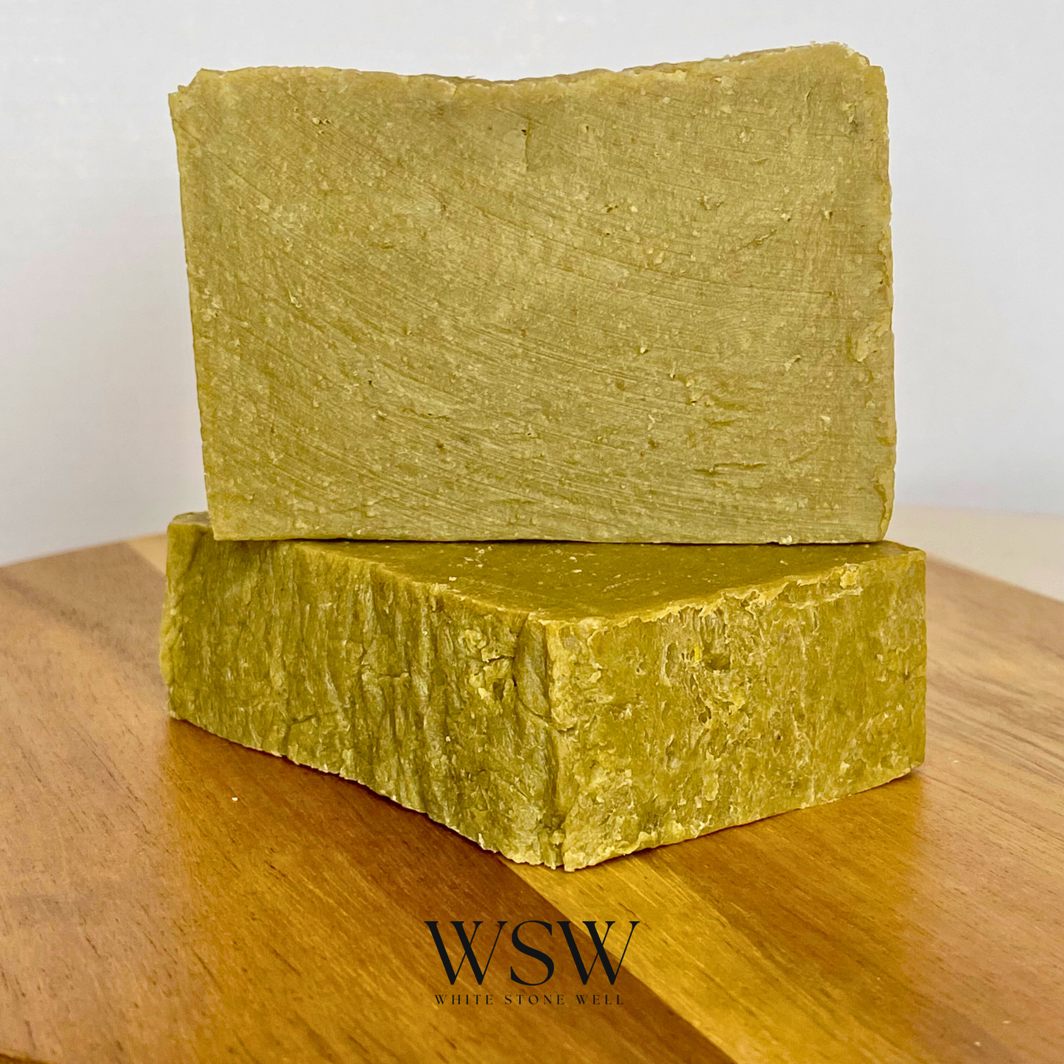 EUCALYPTUS ROSEMARY SOAP BAR Antioxidant-rich botanicals. A sharply invigorating cleanse.