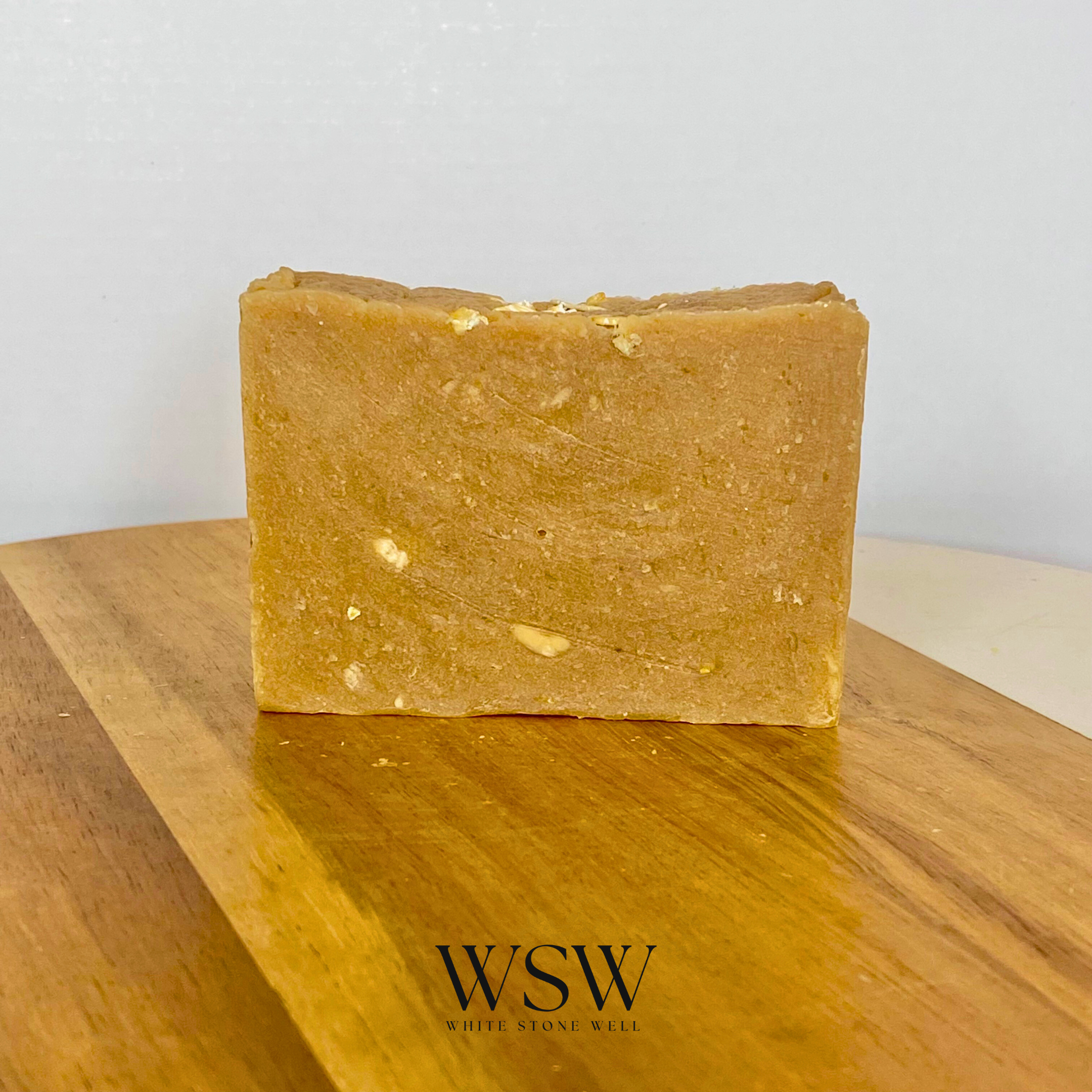 OATMEAL, MILK & HONEY SOAP BAR Deeply nourishing. Gentle enough for daily use.
