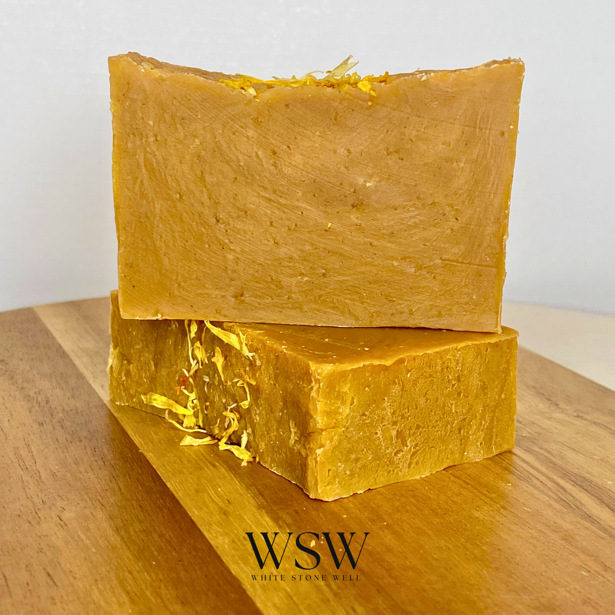 SWEET CITRUS CALENDULA SOAP BAR Skin-soothing botanicals. A bright, energizing cleanse.